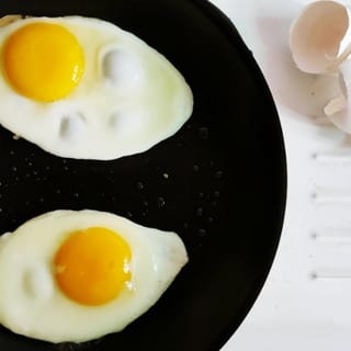 2 Eggs