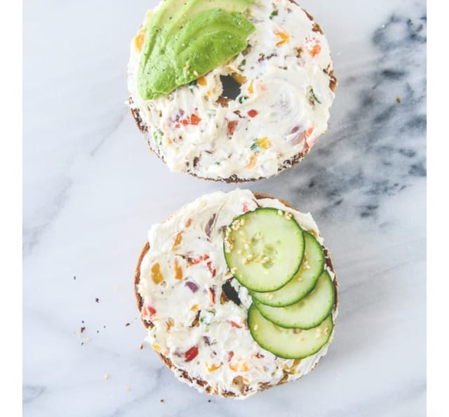 Vegetable Cream Cheese (1/2 Lb).