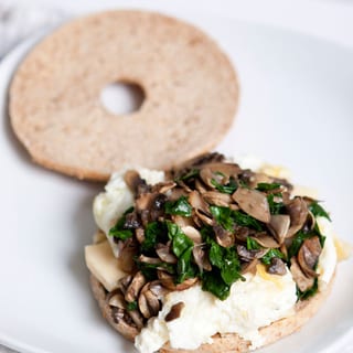3 Egg Whites with Mushrooms and Spinach