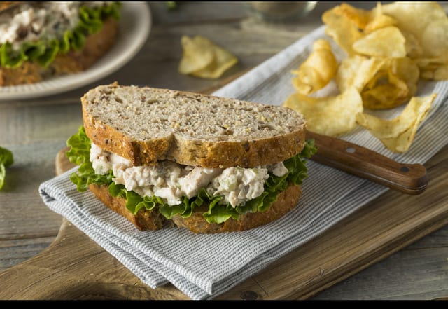 Chicken Salad (Bagel).